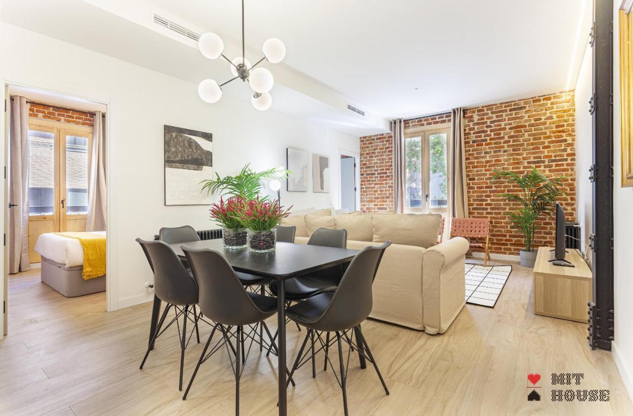 MIT House 4 Ways en Madrid Appartement Buitenkant foto
