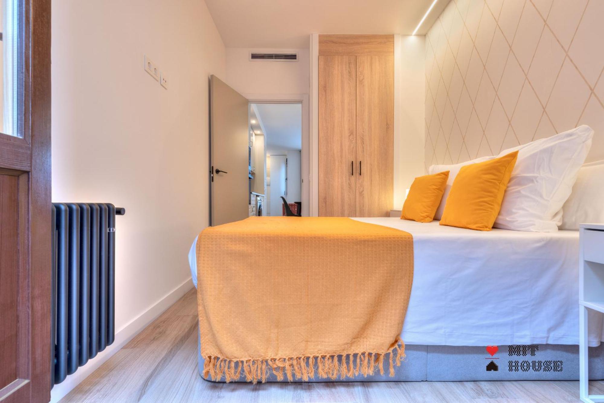 MIT House 4 Ways en Madrid Appartement Buitenkant foto