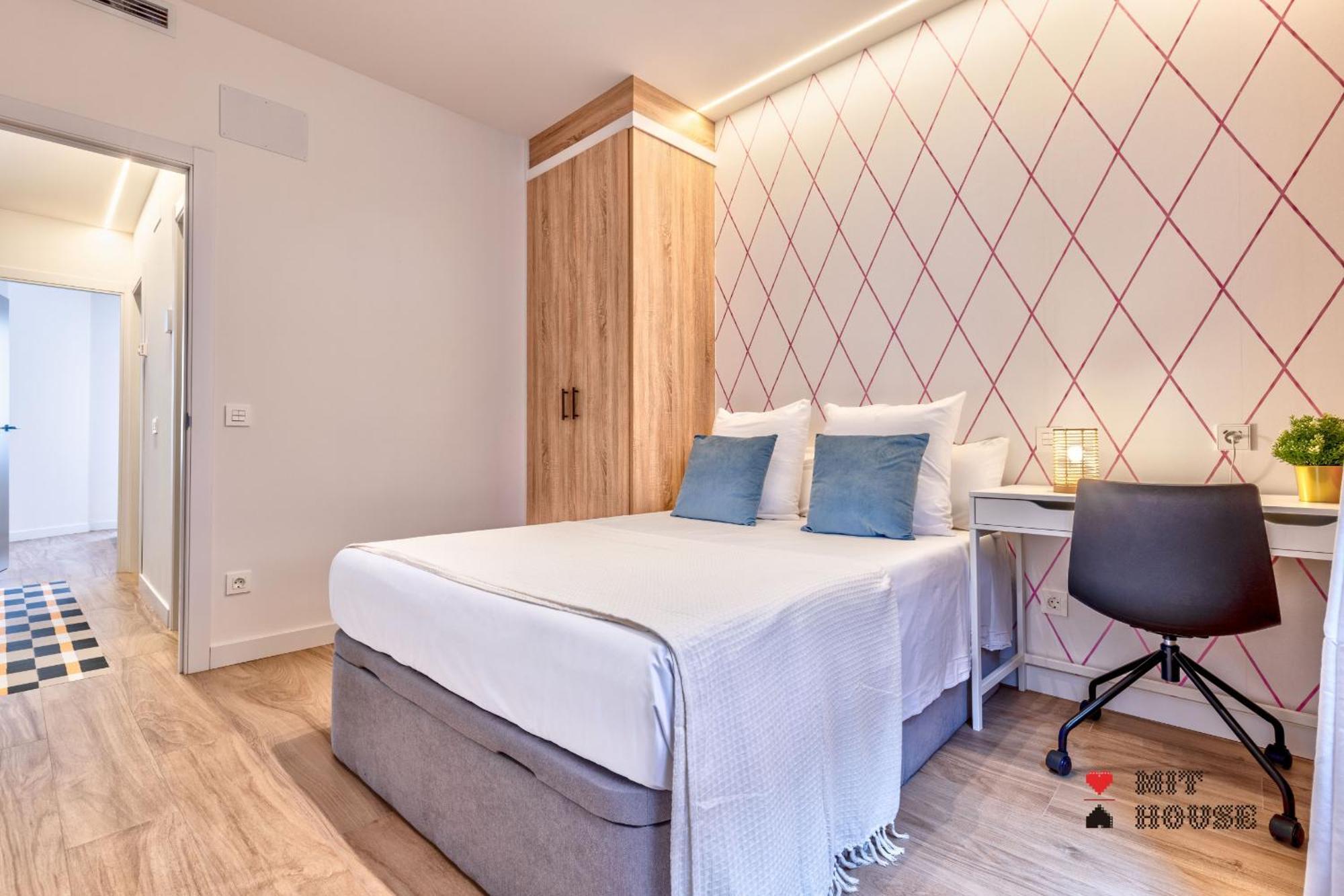 MIT House 4 Ways en Madrid Appartement Buitenkant foto