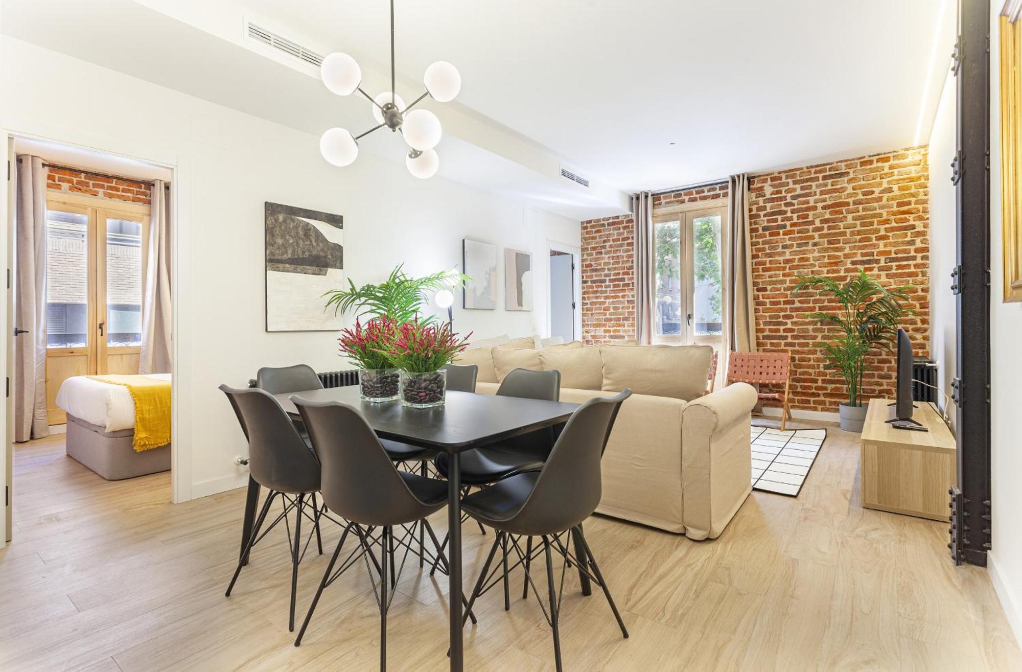 MIT House 4 Ways en Madrid Appartement Buitenkant foto