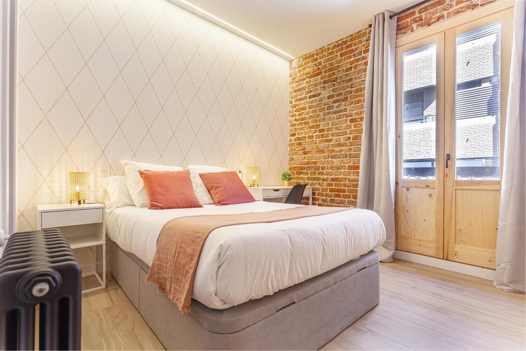 MIT House 4 Ways en Madrid Appartement Buitenkant foto
