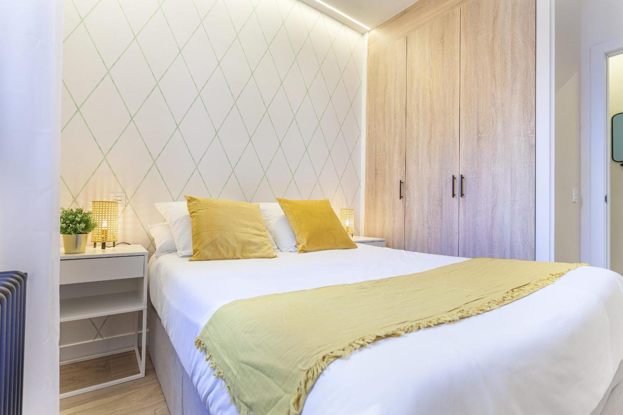 MIT House 4 Ways en Madrid Appartement Buitenkant foto