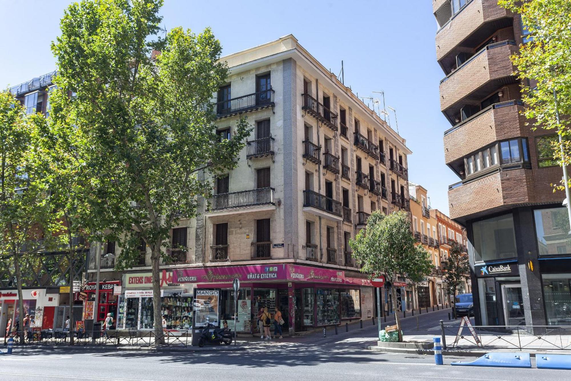 MIT House 4 Ways en Madrid Appartement Buitenkant foto